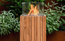 Cosi_Fires_Cosipillar_Square_Teak-Buitenhaard_Vuurpilaar_gas_Stijlvol_Sfeer