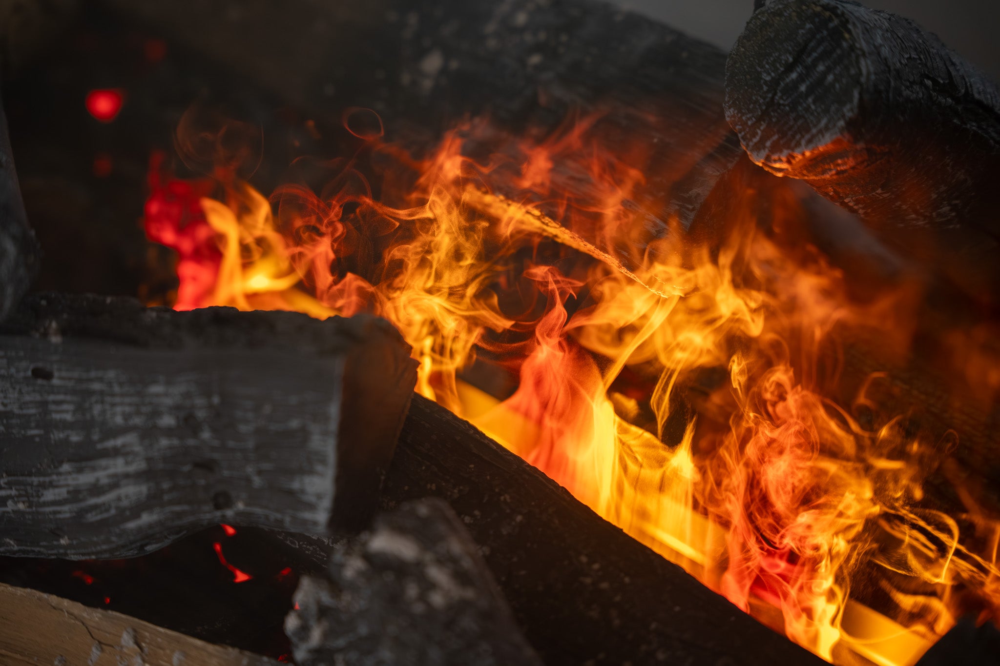 Roomdividers met een waterdamp haard