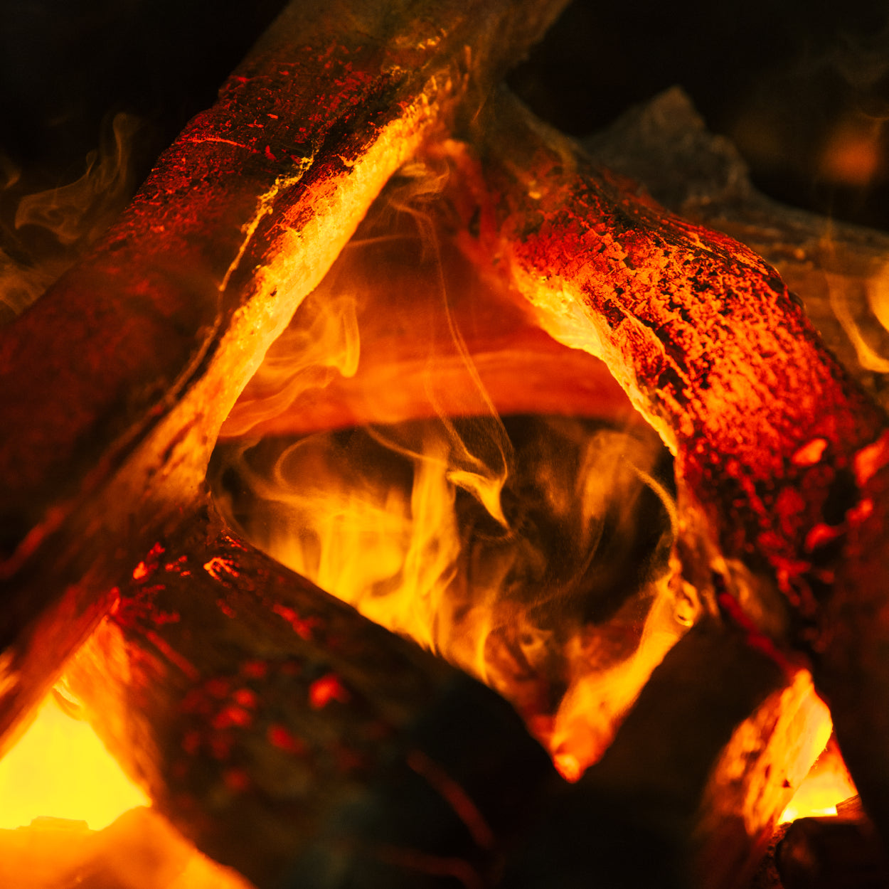 Ceramic logset - levensechte houtblokken