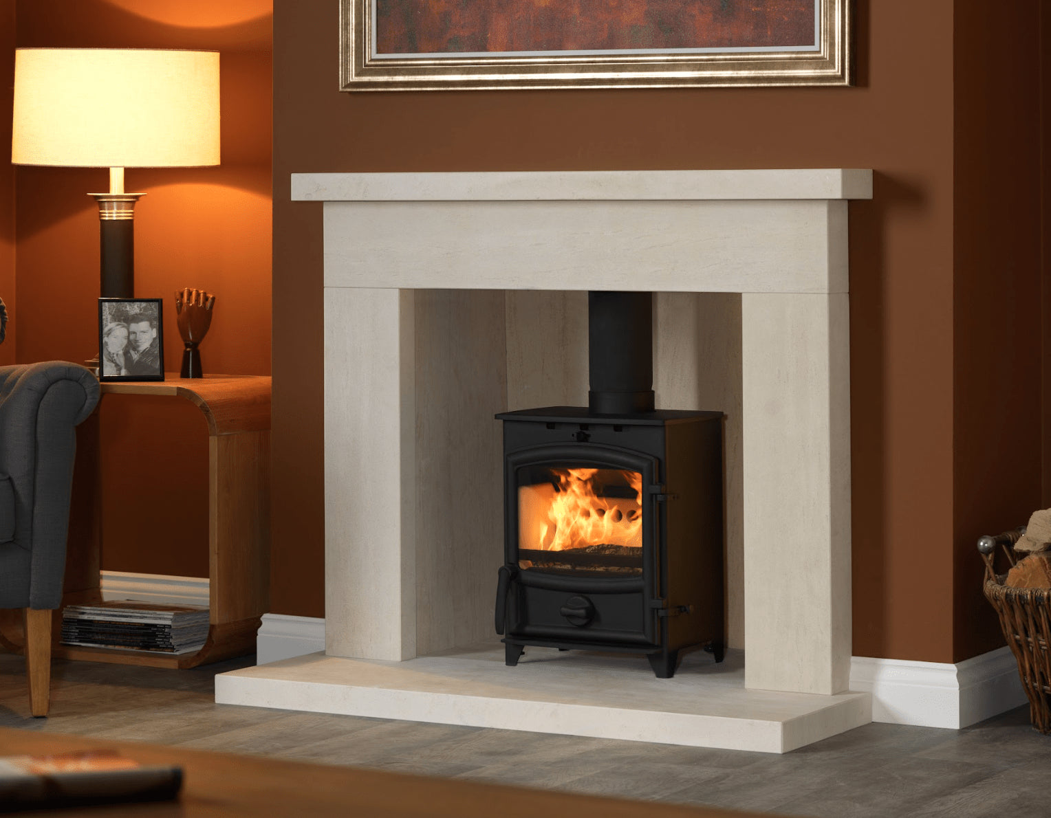 Met decoratieve afvoerpijp