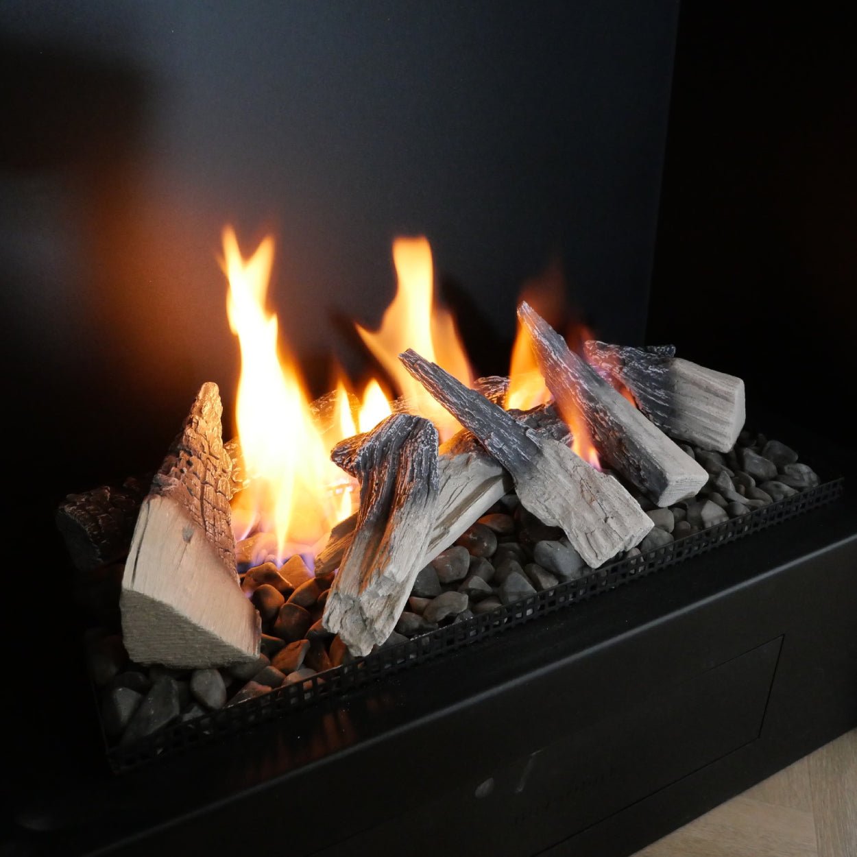 Set of 8 Ceramic Wood Decorative Wood for Bioethanol or Set of 8 Ceramic Wood Decorative Wood for Bioethanol or